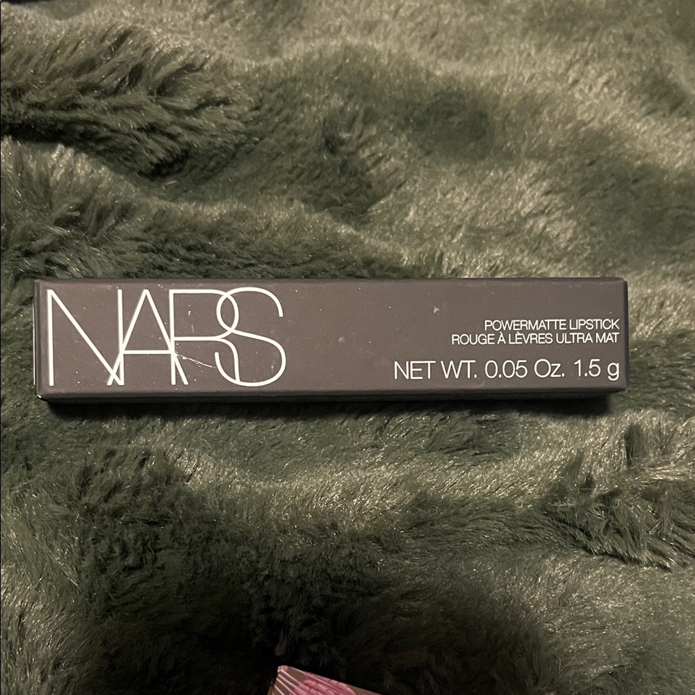 NARS Powermatte Lipstick in Classic red